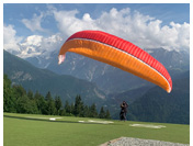 Annecy & Chamonix, France - Paragliding tour to the French Alps :: Jarek at the perfectly maintained takeoff of Plaine-Joux in front of the Mont Blanc.